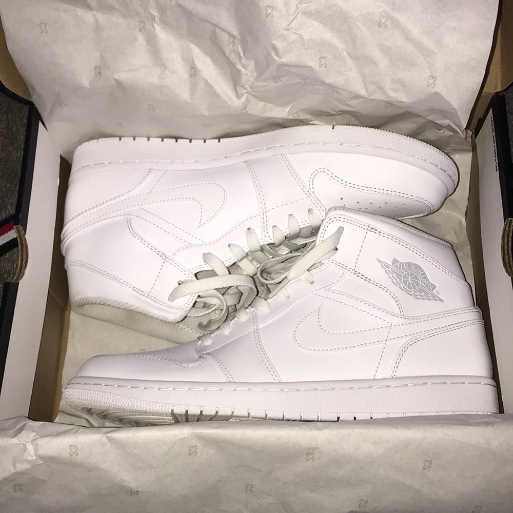 Jordan 1 Retro OG high Triple White